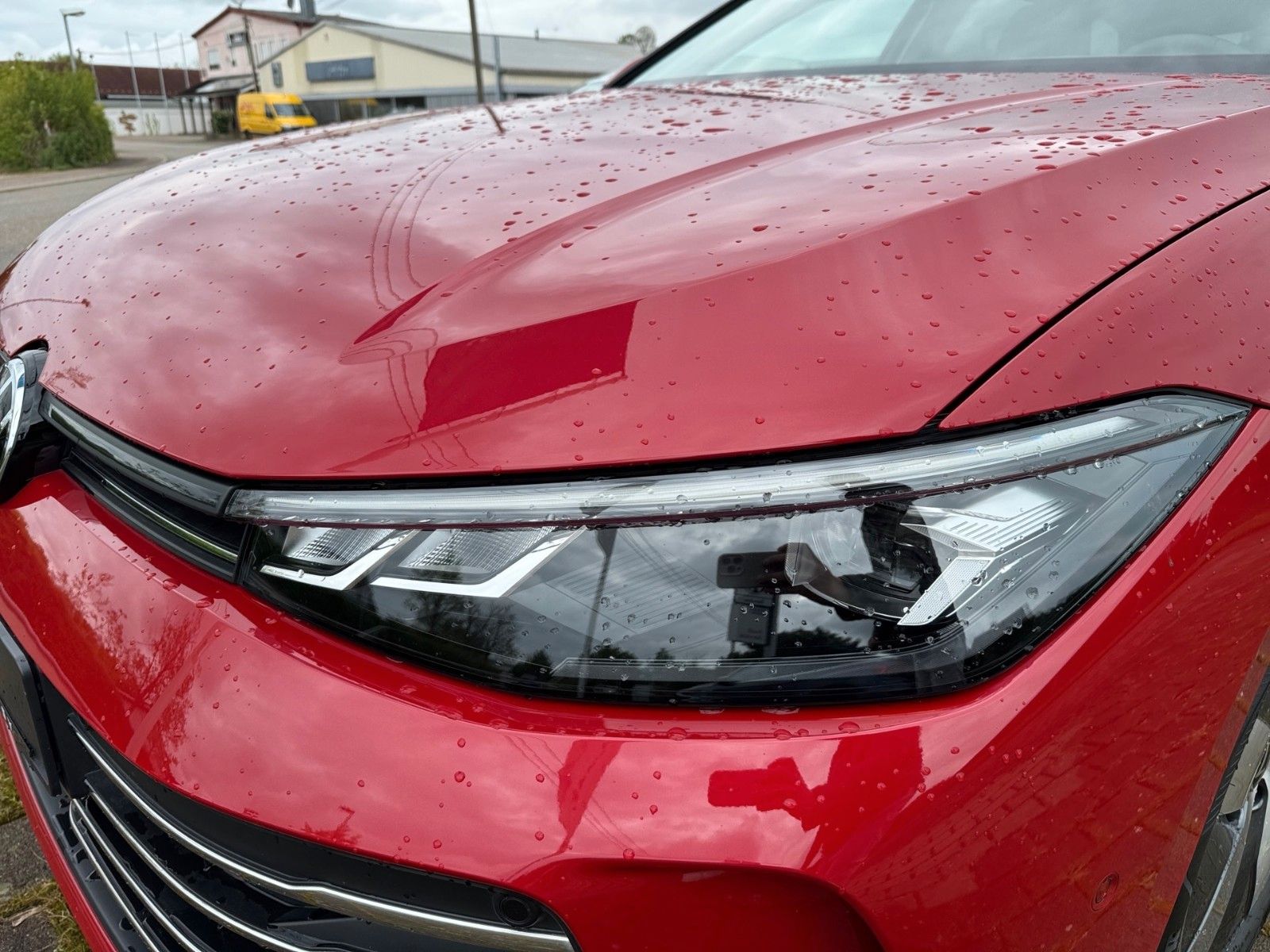Fahrzeugabbildung Volkswagen Passat Variant 1.5 eTSI Business