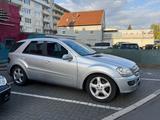 Mercedes-Benz ML 350 4MATIC - - Mercedes-Benz ML 350 in Wuppertal