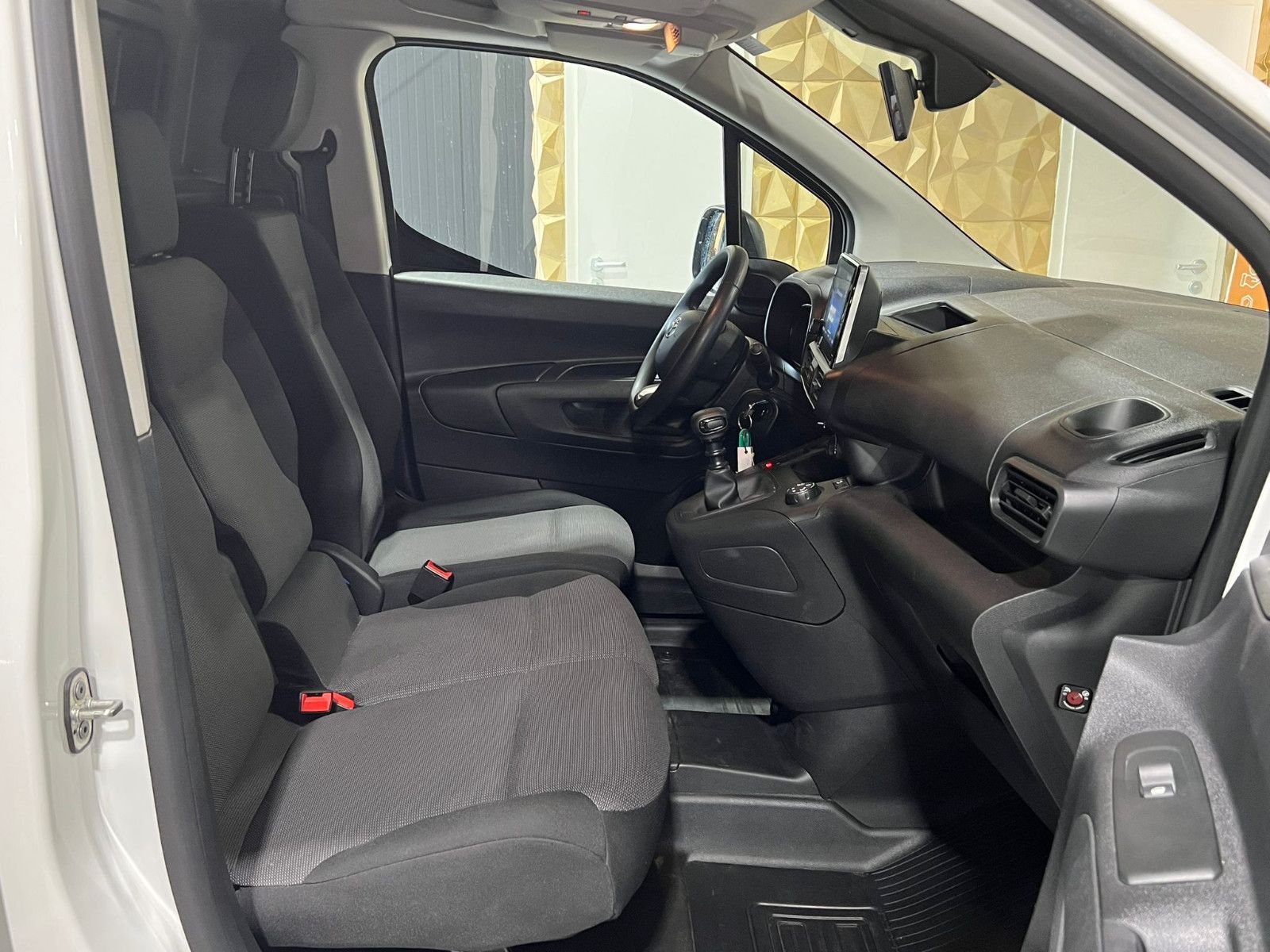 Fahrzeugabbildung Toyota Proace City L1 Duty Comfort//KAMERA//PDC//NAVI//