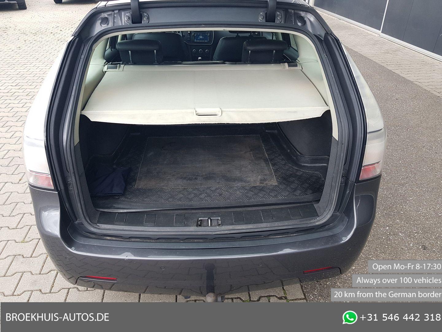 Saab 9-3 2011 — photo 19