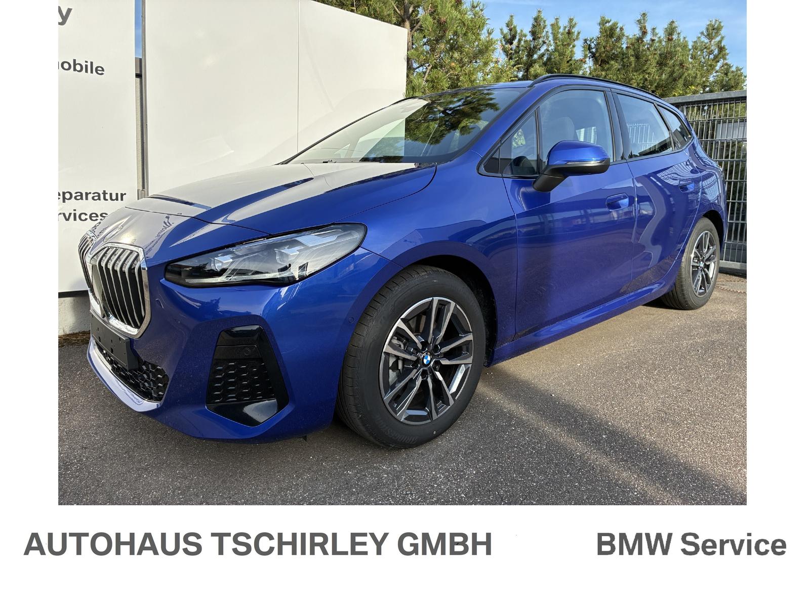 BMW 220i Active Tourer M Sport AHK Assists