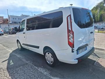 Ford Tourneo Custom - 4