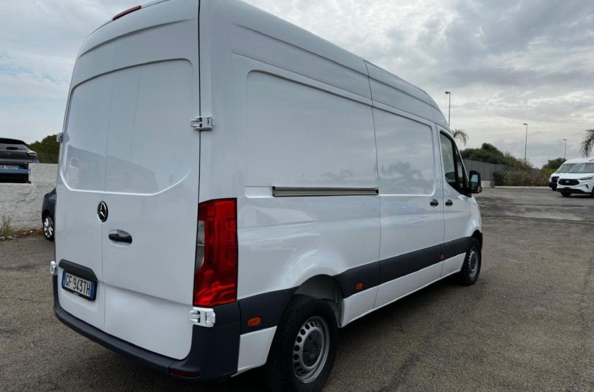 Mercedes-Benz MERCEDES Sprinter 314 CDI F 39/33 imagem 3