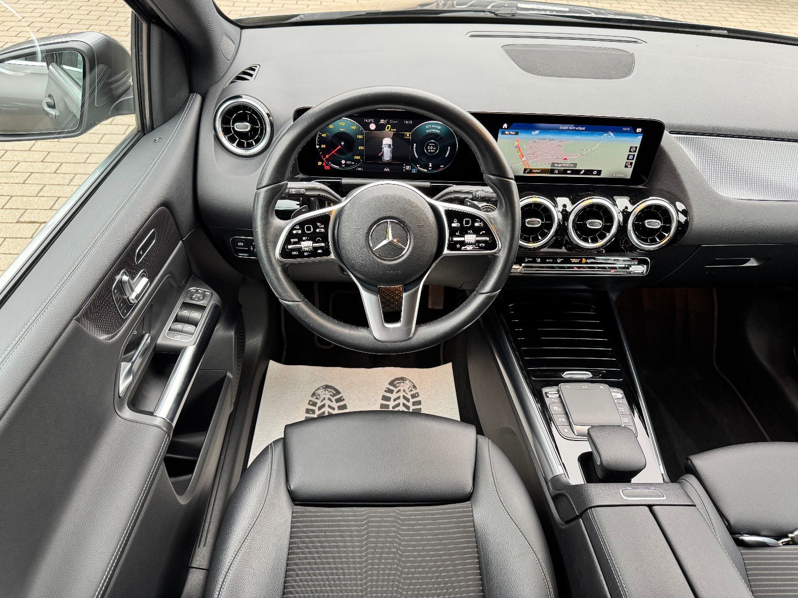 MERCEDES-BENZ B 200, 2020, Diesel, 150 PS