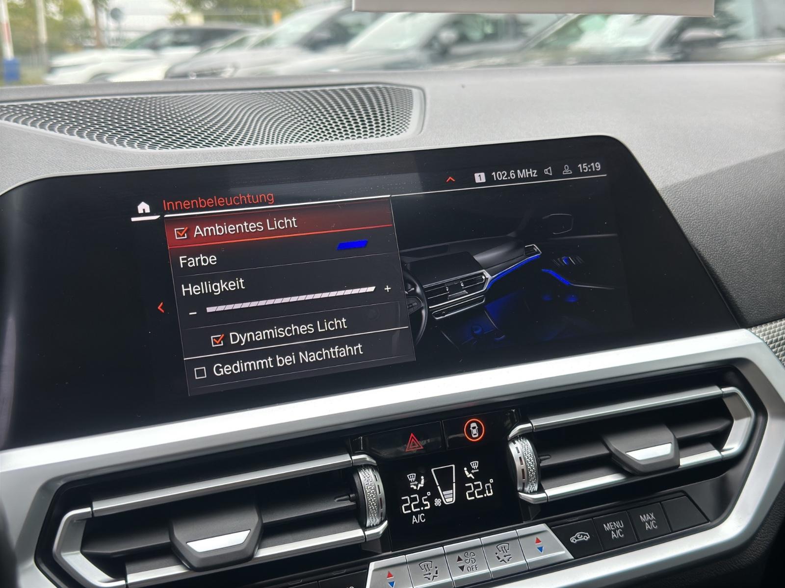 BMW 318 i M Sport*ALU*LED*PDC*EFH*NAVI*AMBIENTE*