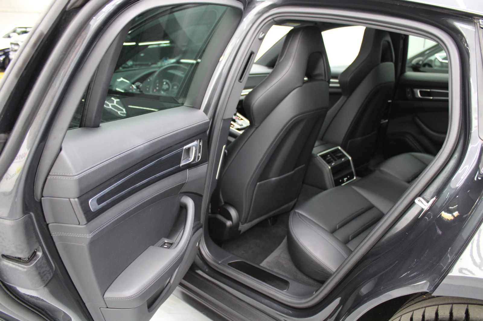 Porsche Panamera 4 E-Hybrid Platinum BOSE LUFT 360° LED foto 9