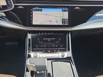 Audi Q8 - 7