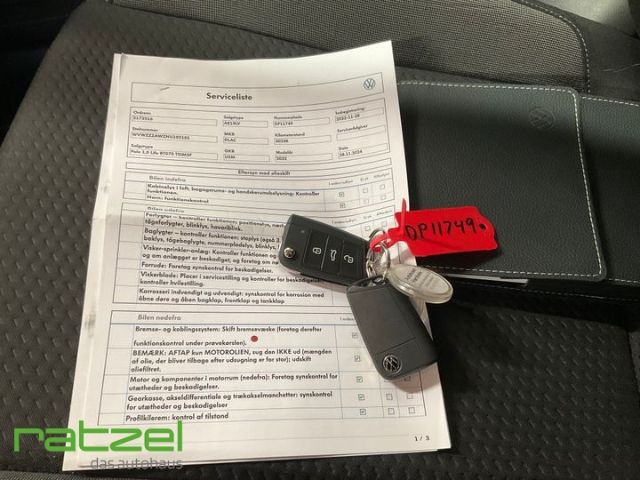 Fahrzeugabbildung Volkswagen Polo VI 1.0 TSI Life IQ Drive Paket ACC LED App