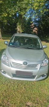 Toyota verso 2.2 D-4D AutomatikLife 7 SITSER - gebrauchte Toyota Verso aus dem Jahr 2010