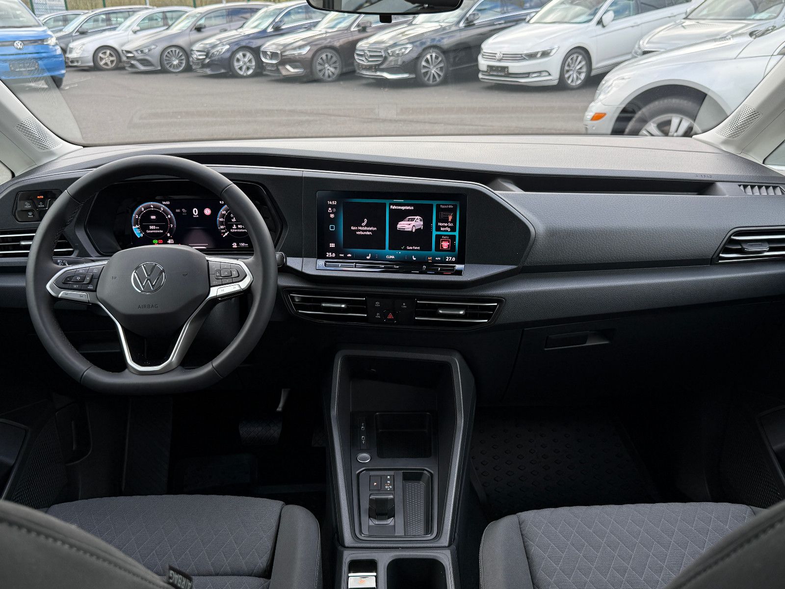 Fahrzeugabbildung Volkswagen Caddy Life Maxi TSI DSG ACC AHK LED Kamera Sthz