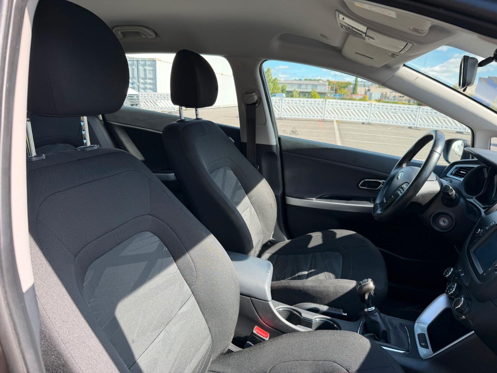 Kia Ceed Sportswagon Attract*R-Kamera*Navi*PDC*