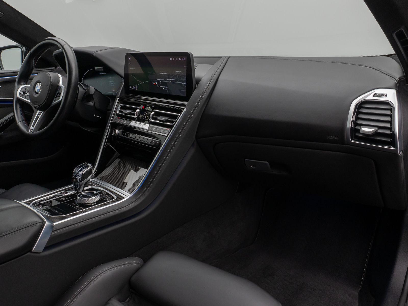 Fahrzeugabbildung BMW M850i xD Coupé Laser 360° HUD DAB H/K SoftCose