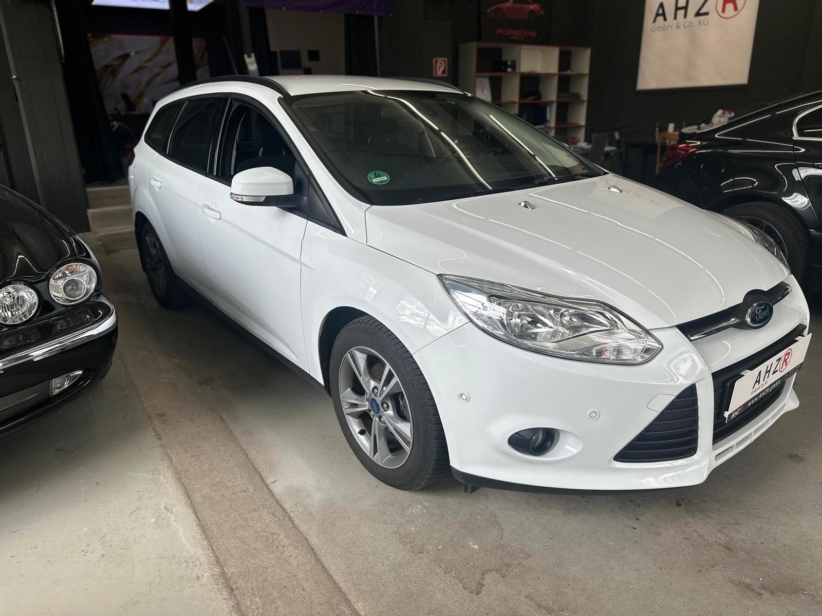 Ford Focus Turnier Sync Edition