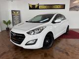 Hyundai i30 Blue Trend/2.HND/EURO6/SH/NAV/KLIMA/SHZ/KMRA