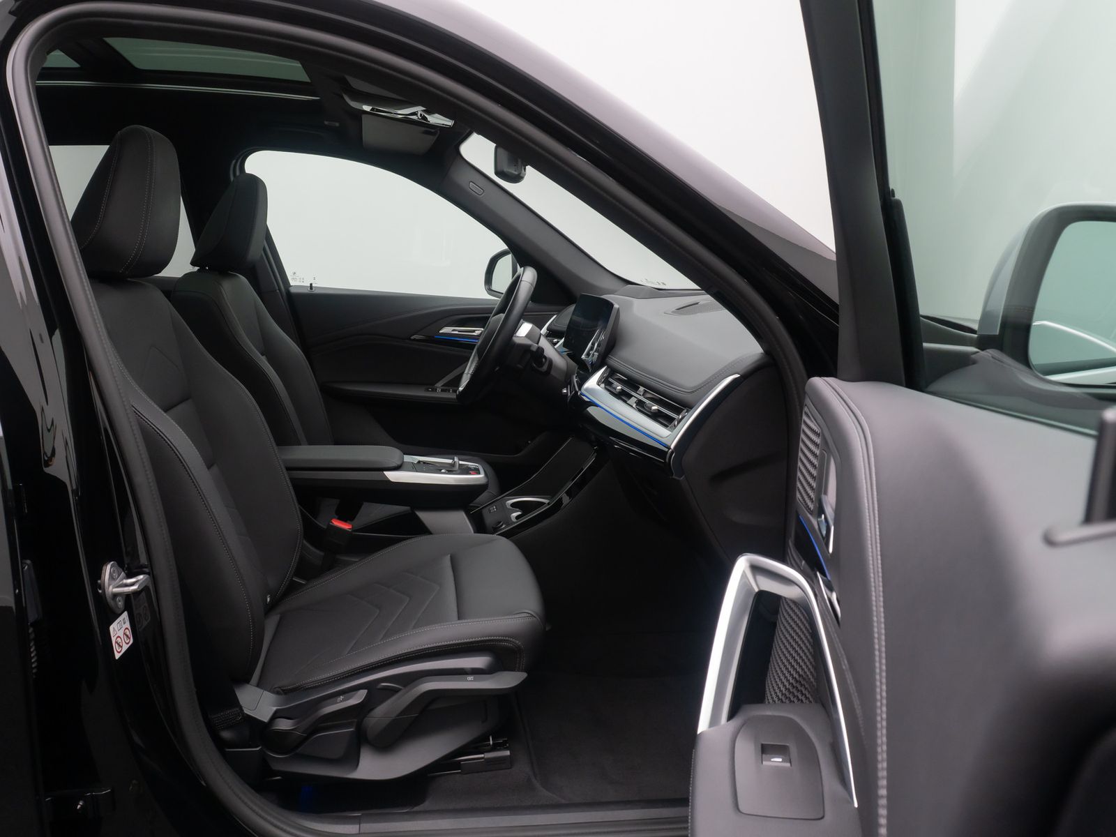 Fahrzeugabbildung BMW X1 sD18d xLine 360° HUD DAB Komfort Panorama 19"