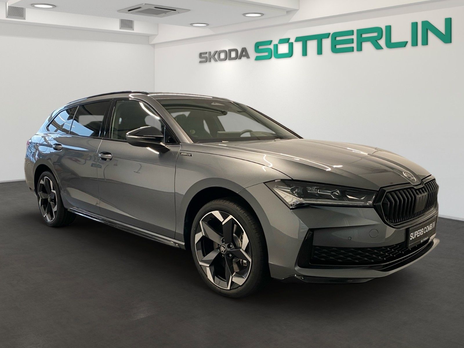 Skoda Superb - Bild 2