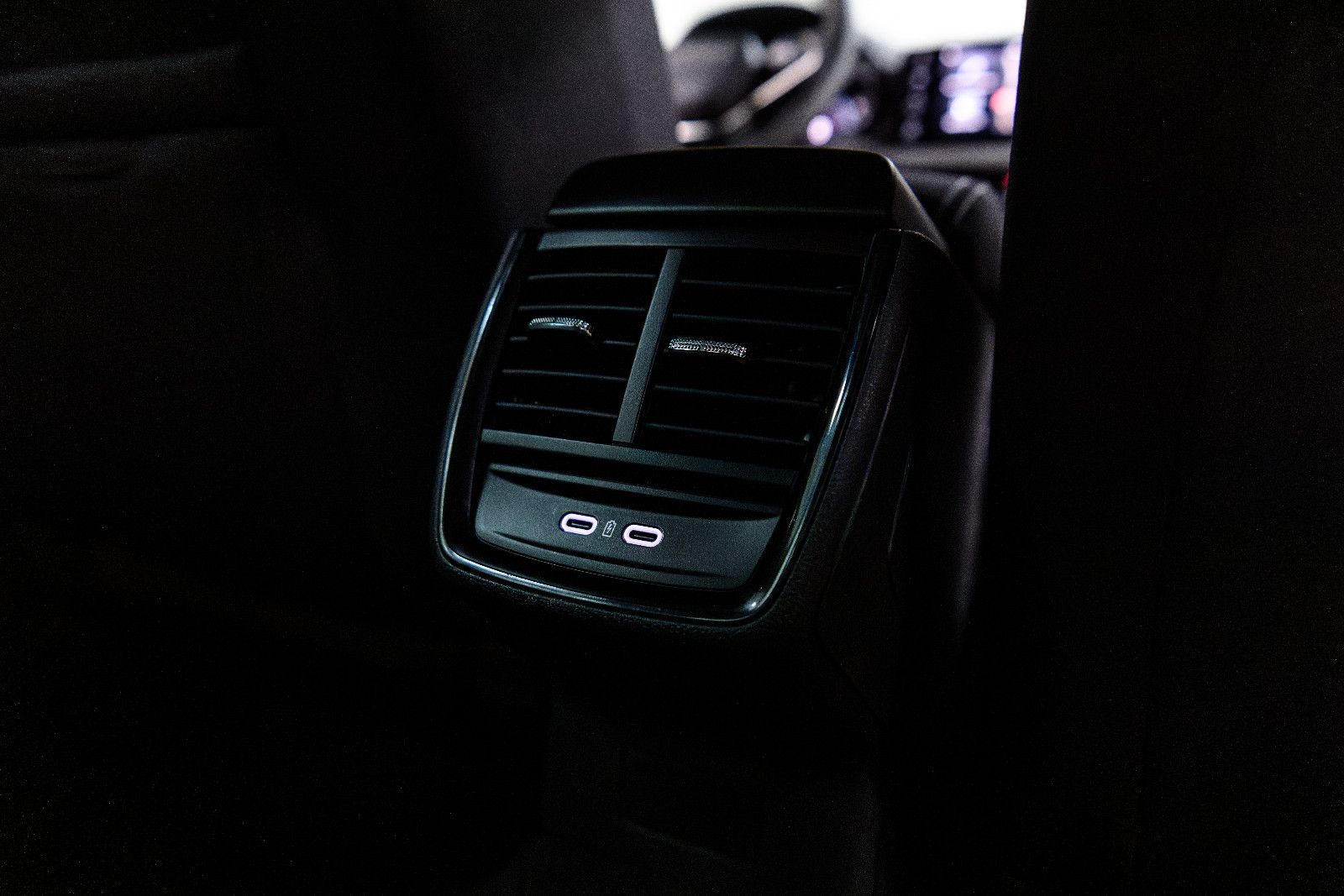 Fahrzeugabbildung SKODA Kamiq TSI Selection +RFK +SZH +LED +AHK