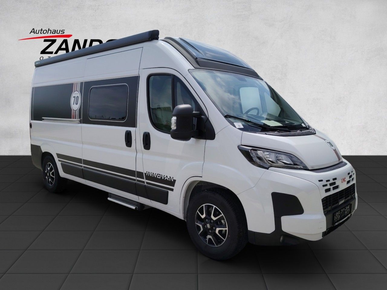 Fahrzeugabbildung LMC Innovan 603 Edition 70 Jahre Markise