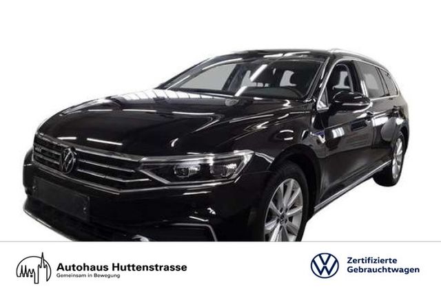 Volkswagen Passat Variant GTE DSG MATRIX AHK VIRTUAL KAMERA