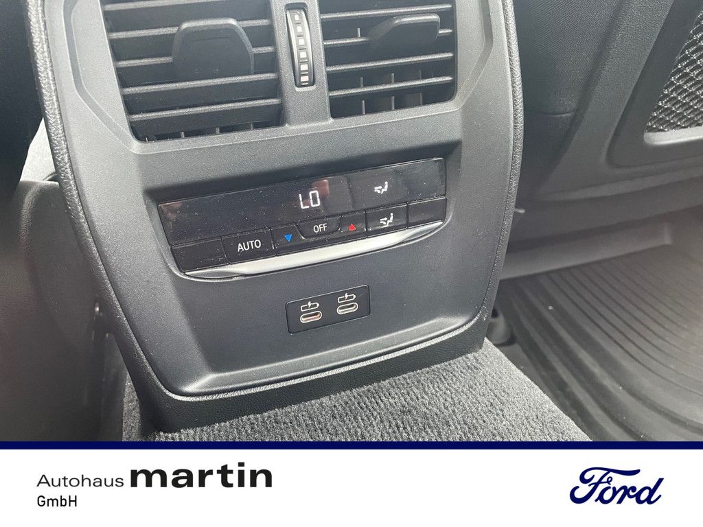 Fahrzeugabbildung BMW 320 d Advantage PDC NAVI LED SHZ BC BLIS Virtual