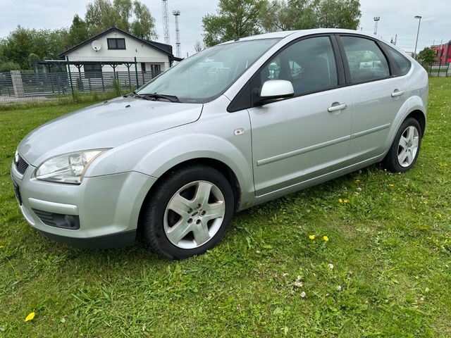 Ford Focus Lim. Style — Bild 1