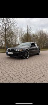 BMW e46 320i Coupé - BMW 320 aus 2004: Coupé