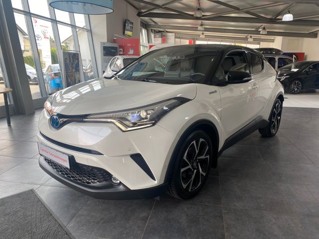 Toyota C-HR Hybrid Style Selection