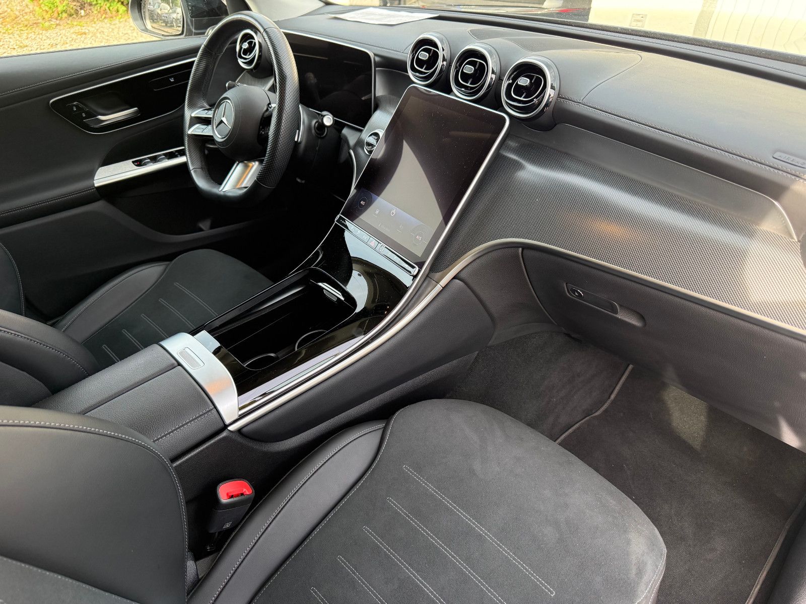 Mercedes-Benz GLC 300 e 4MATIC Autom. AMG AHK LED foto 10