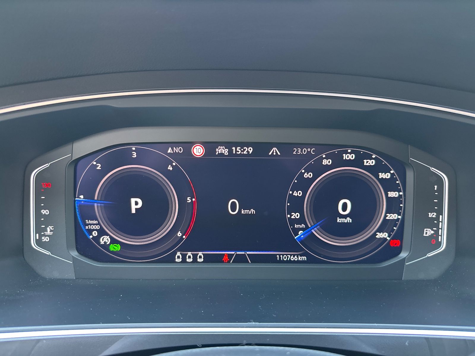 Fahrzeugabbildung Volkswagen Tiguan Allspace Life 4M NAV+LED+AHK+18ZO+ACC+PLA