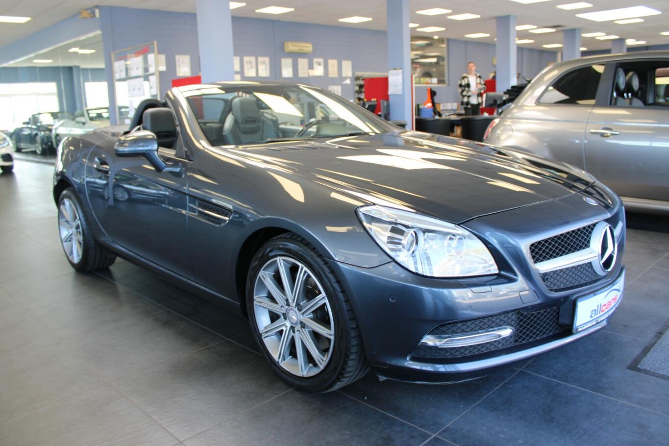 Mercedes-Benz SLK 250 CDI BlueEFFICIENCY 7G-TRONIC - Panorama 