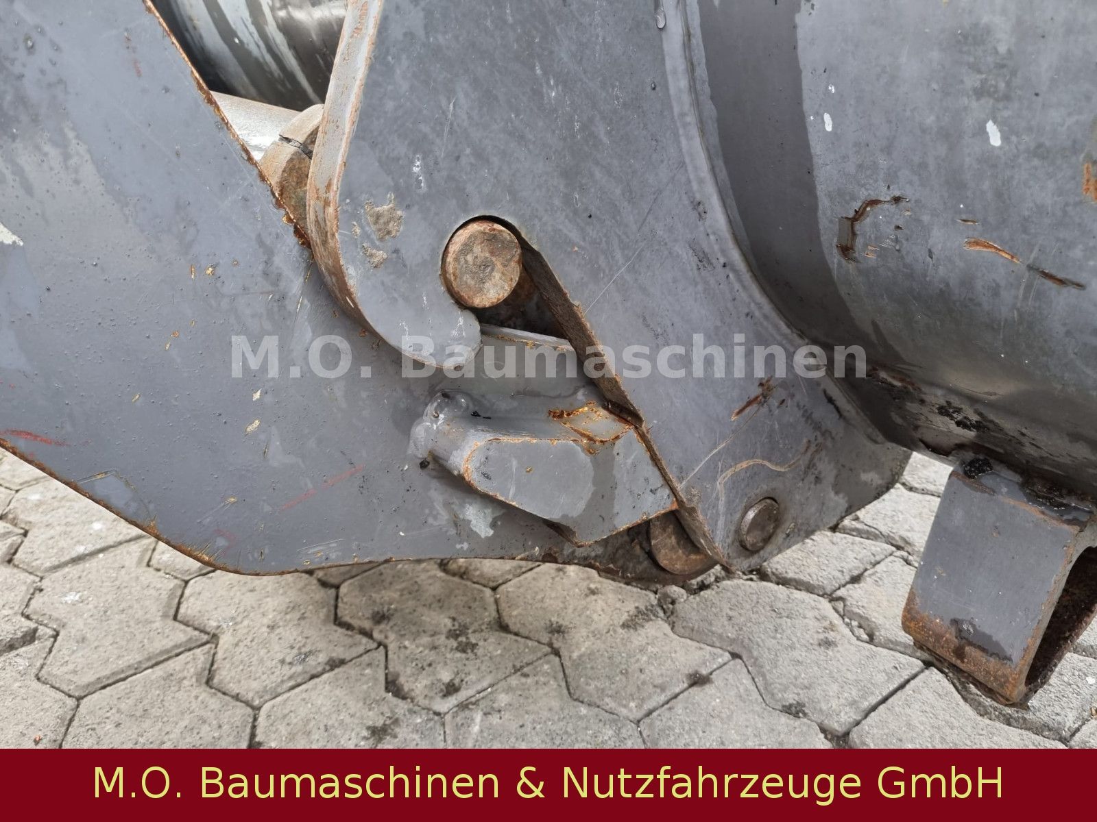 Fahrzeugabbildung Volvo L 30 G / SW / Klappschaufel / Gabel /