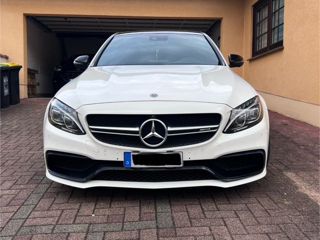 MERCEDES-BENZ C 63 AMG Mercedes-AMG C 63 Mercedes-AMG