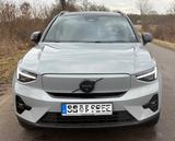 Volvo EX40 Ultra Black Ed. Single Motor Ext Range,PANO - graue Volvo EX40