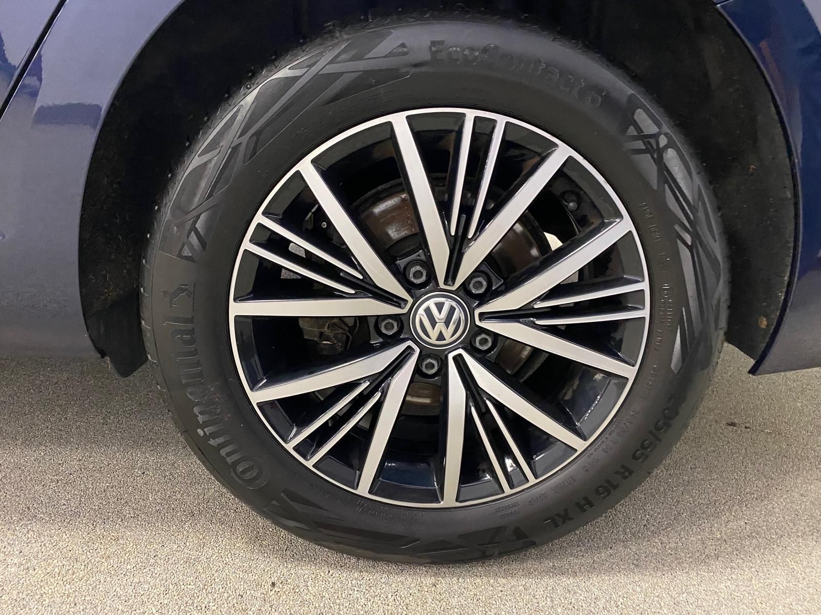 Fahrzeugabbildung Volkswagen Golf 2.0 TDI Allstar BMT KLIMA+PDC+NAVI+SITZHEIZ