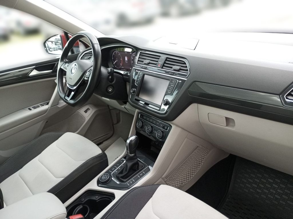Fahrzeugabbildung Volkswagen Tiguan 2.0 TDI SCR 4Motion DSG Highline AHK