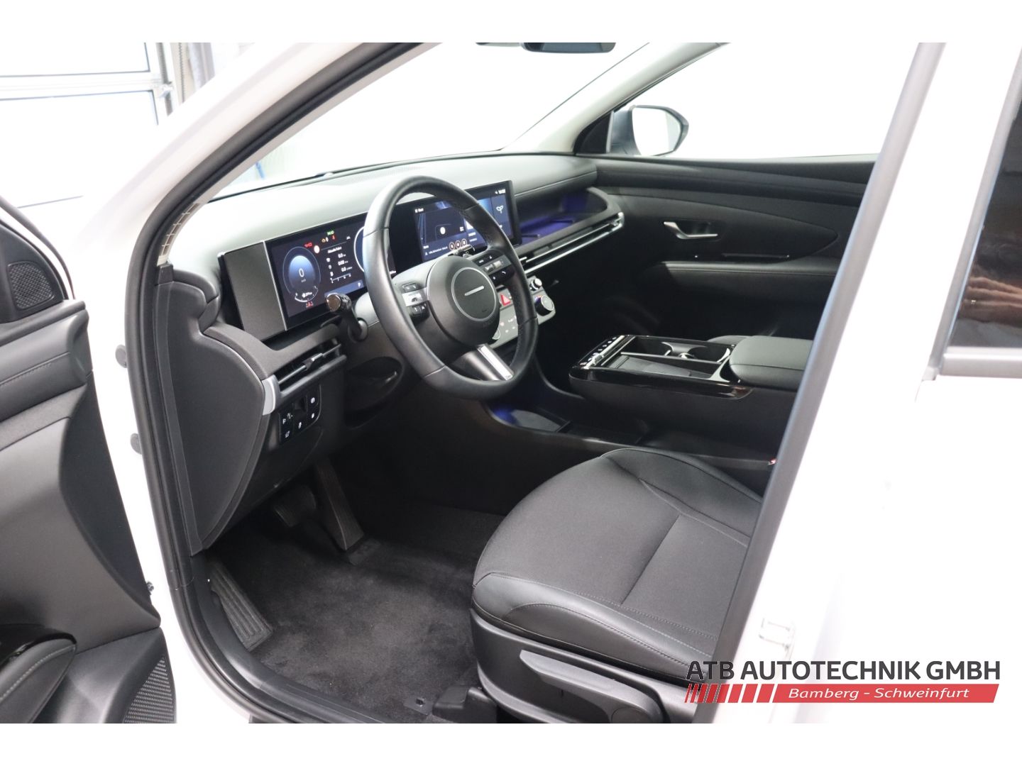 Fahrzeugabbildung Hyundai Tucson Trend PHEV 1.6 T-GDi 6-AT 4WD Navi Digita