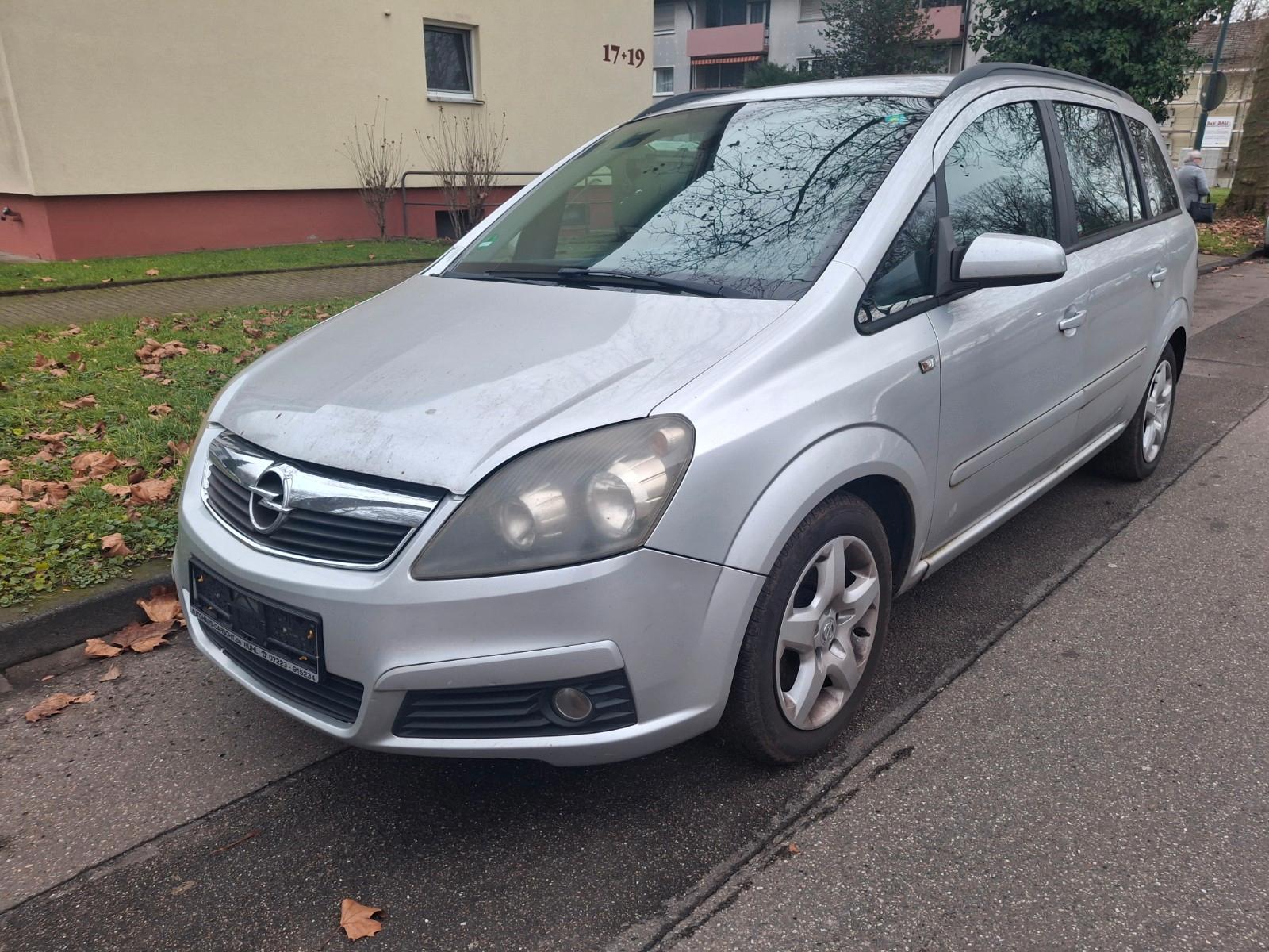 Opel Zafira B Edition