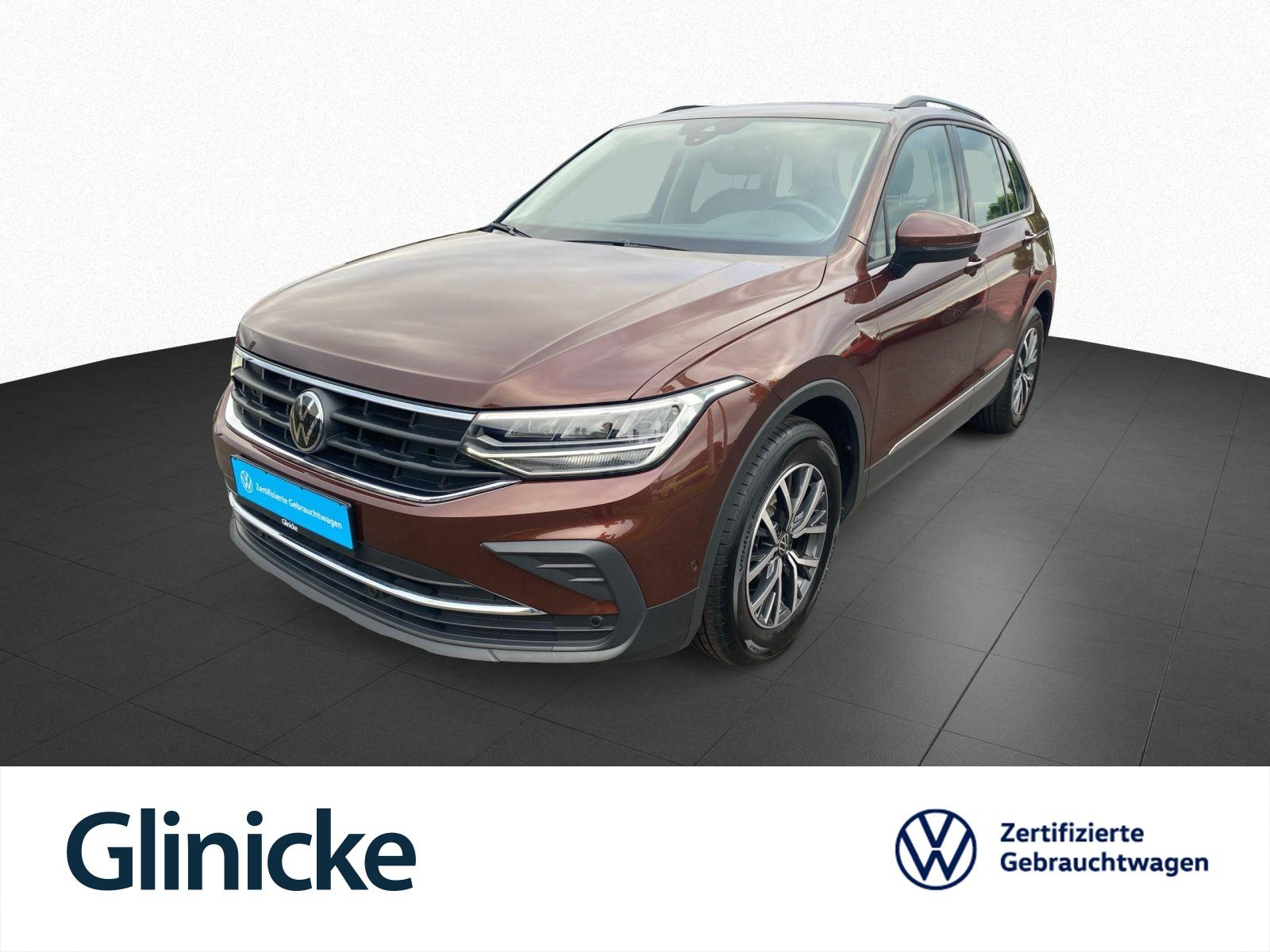 Volkswagen Tiguan 2.0 TDI DSG Life Navi AHK Pano-Dach ACC
