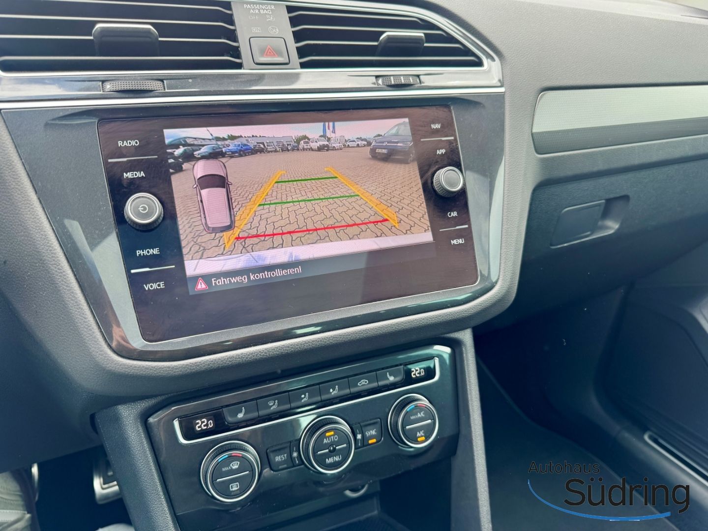 Tiguan 1,5 TSI IQ.Drive HUD AHK Navi LED ACC