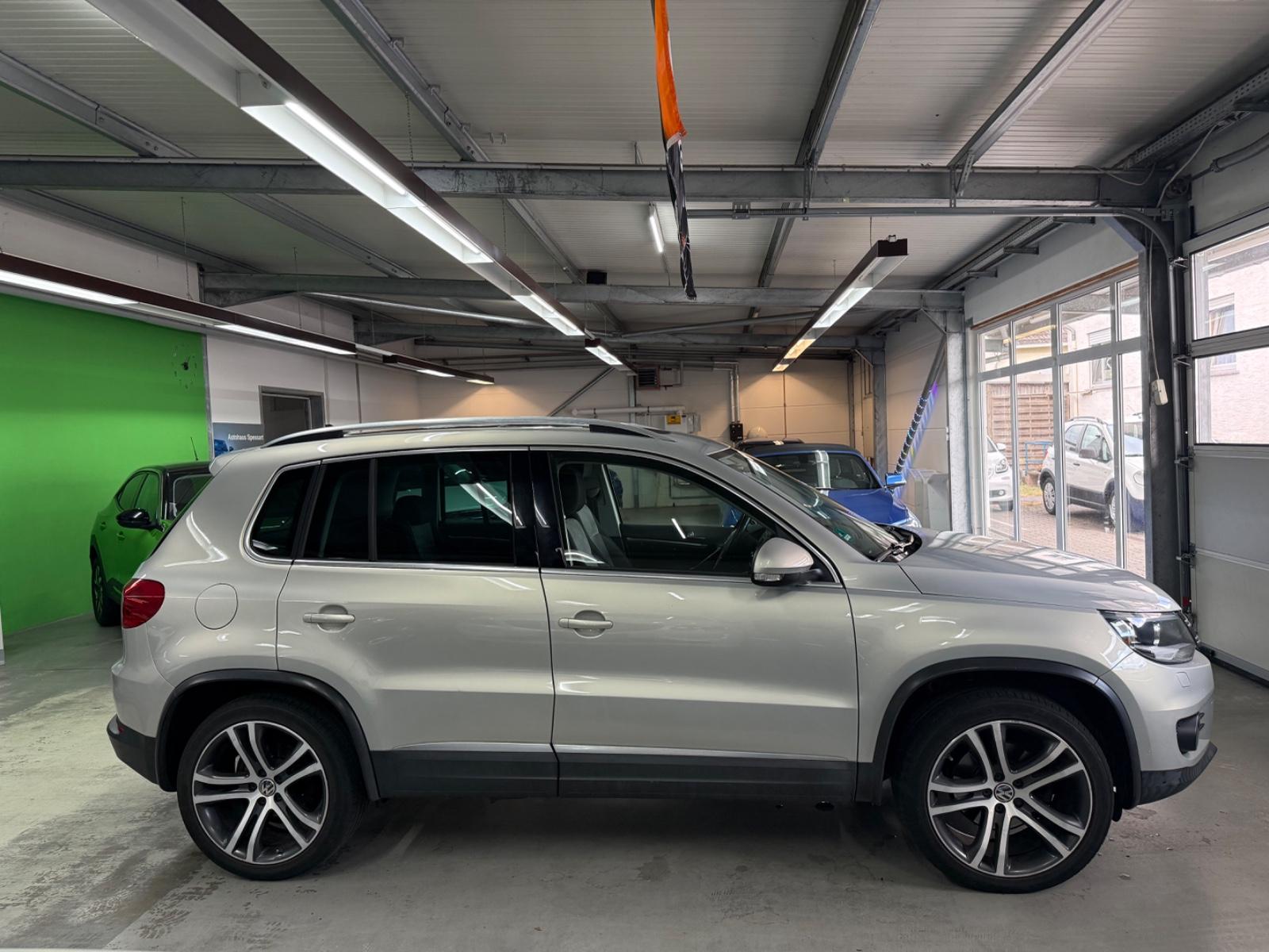 VOLKSWAGEN TIGUAN 1.4 TSI 160ch STYLE BVM Toit panoramique Sièges chauffants sport Historique présent - 1ERE MAIN