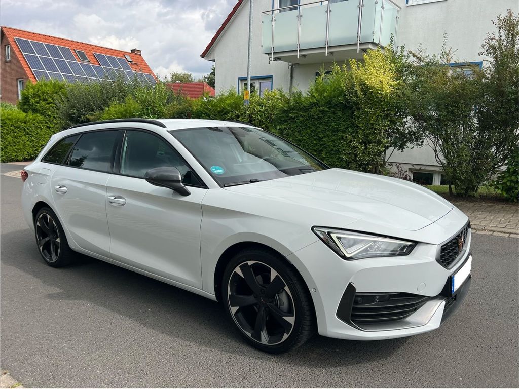 Image of Cupra Leon