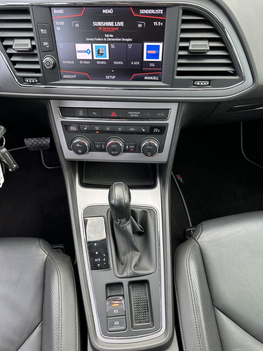 Fahrzeugabbildung SEAT Leon SpB 2.0 TDI DSG Style NAV+LED+AHK+ACC+BEATS
