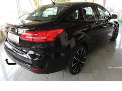 Fahrzeugabbildung Ford Focus Lim.18 Zoll,Alu,Sitzheizung,PDC,AHK