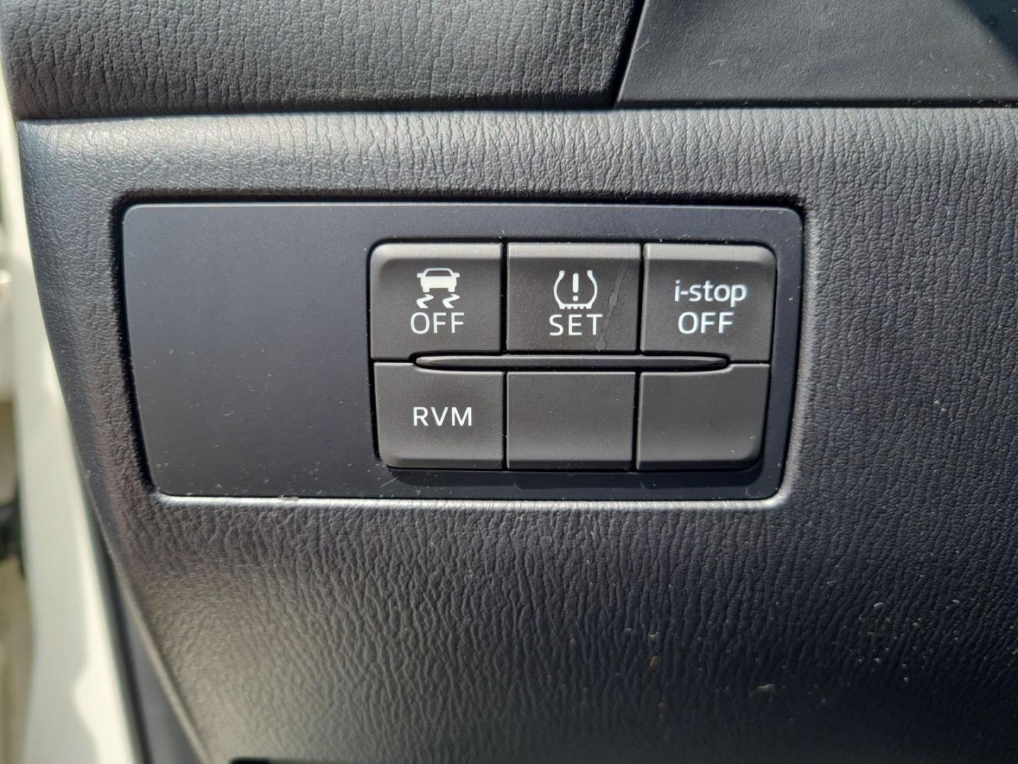 Mazda 3 Center-Line er 2.0  LED-Tagfahrlicht
