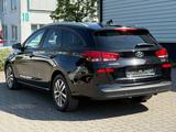 Hyundai i30 Kombi Passion 100PS 1.Hand/Scheckheft/CAM - Hyundai: H10