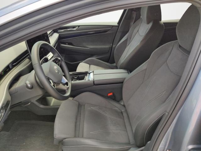 Volkswagen ID.7 Tourer +PRO+IQ LIGHT+AHK+INTERIEUR+EXTERIEU