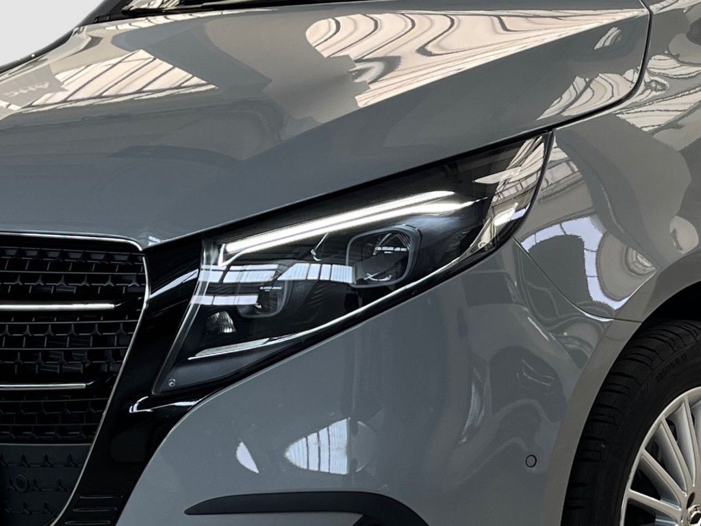 Fahrzeugabbildung Mercedes-Benz V 220 d STYLE Kompakt 7 Sitze 2,5tAHK LED EASY-P