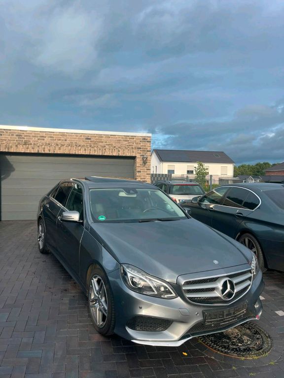 Image of Mercedes-Benz E 250