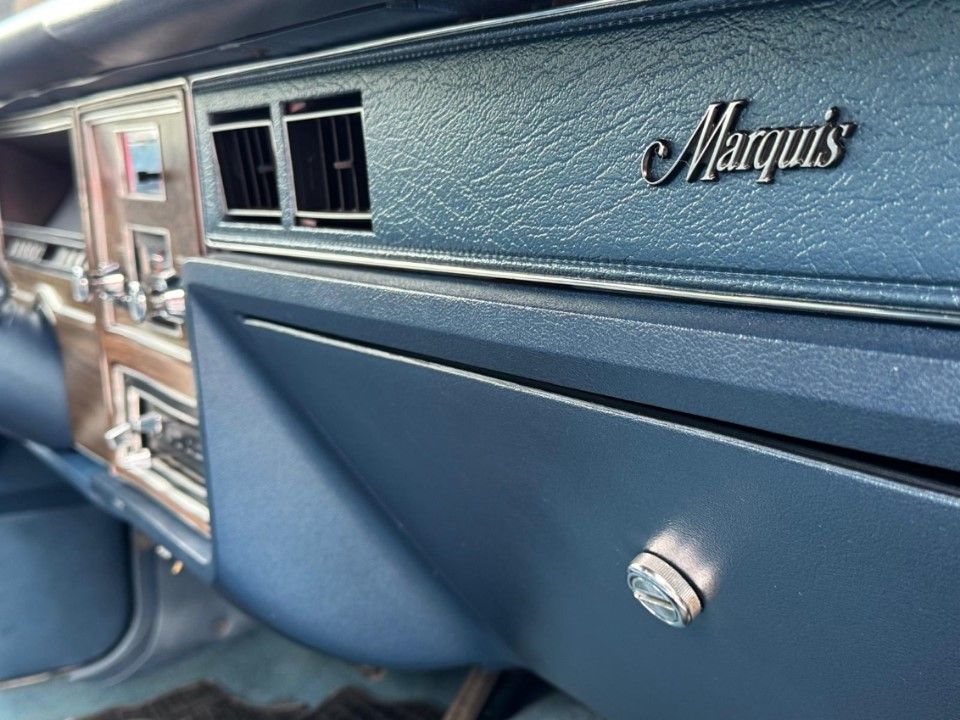 Fahrzeugabbildung Ford Mercury Marquis in unglaublich gutem Zustand
