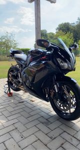 Honda CBR 1000 RR Fireblade - HONDA FIREBLADE CBR1000RR